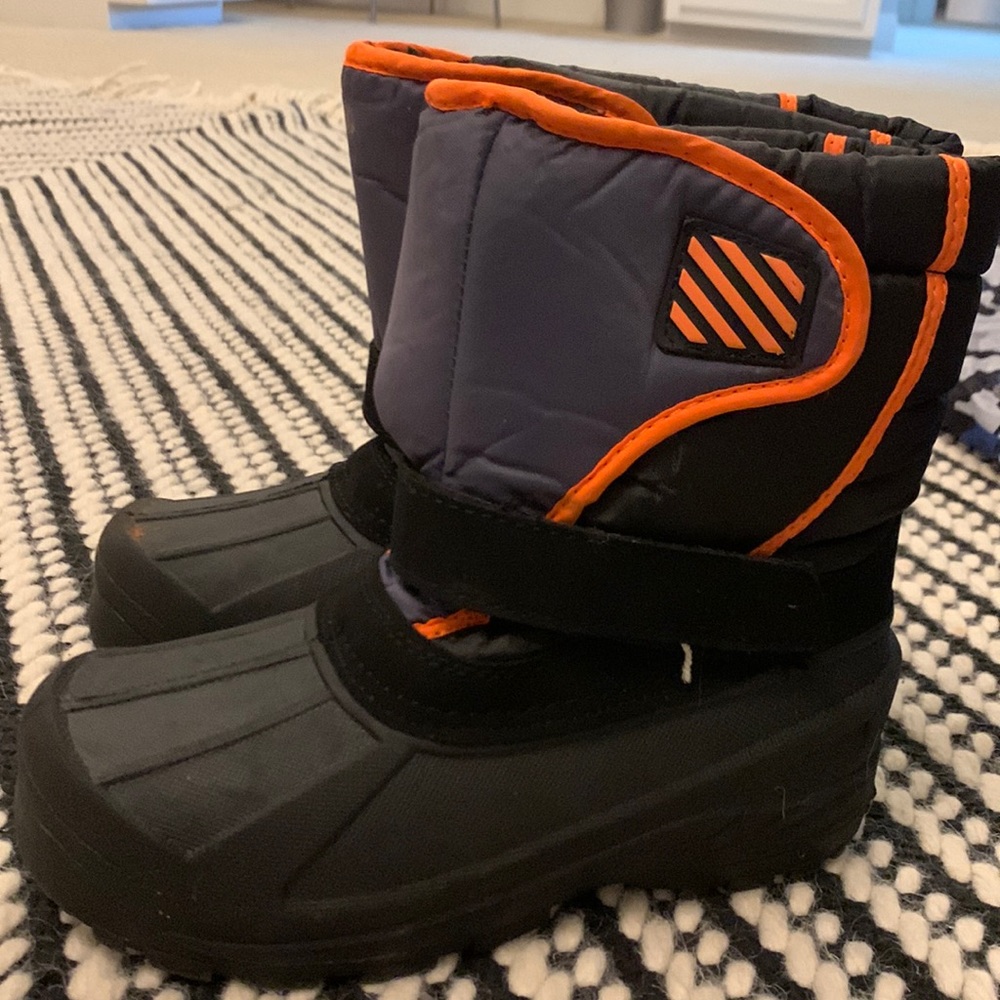 Boys snow boots